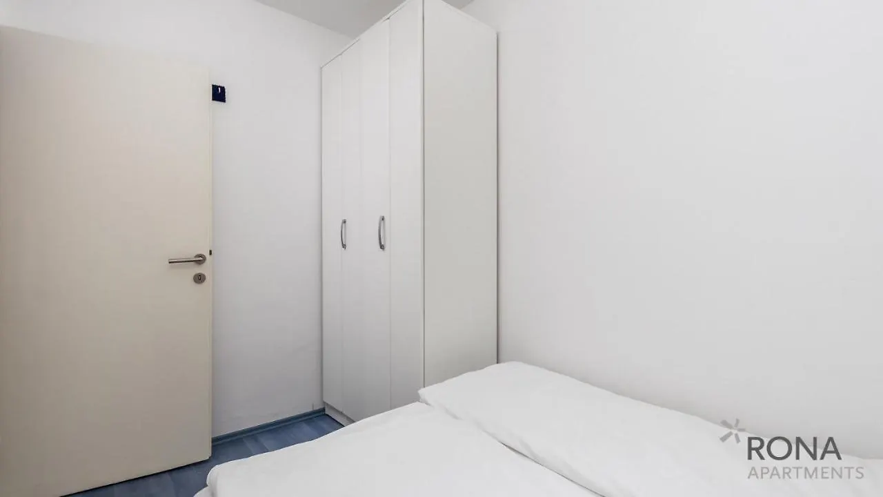 Rona Apartment Zizi Poreč
