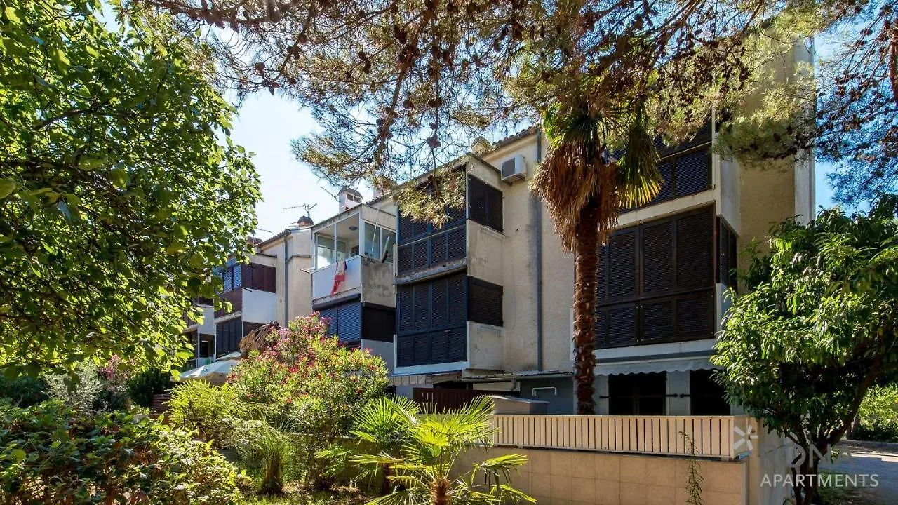 Rona Apartment Zizi Poreč